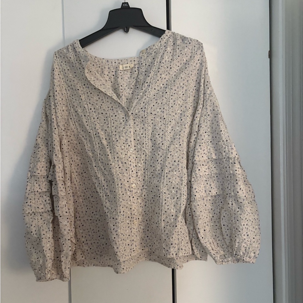 Women's Cream Button-Up Blouse